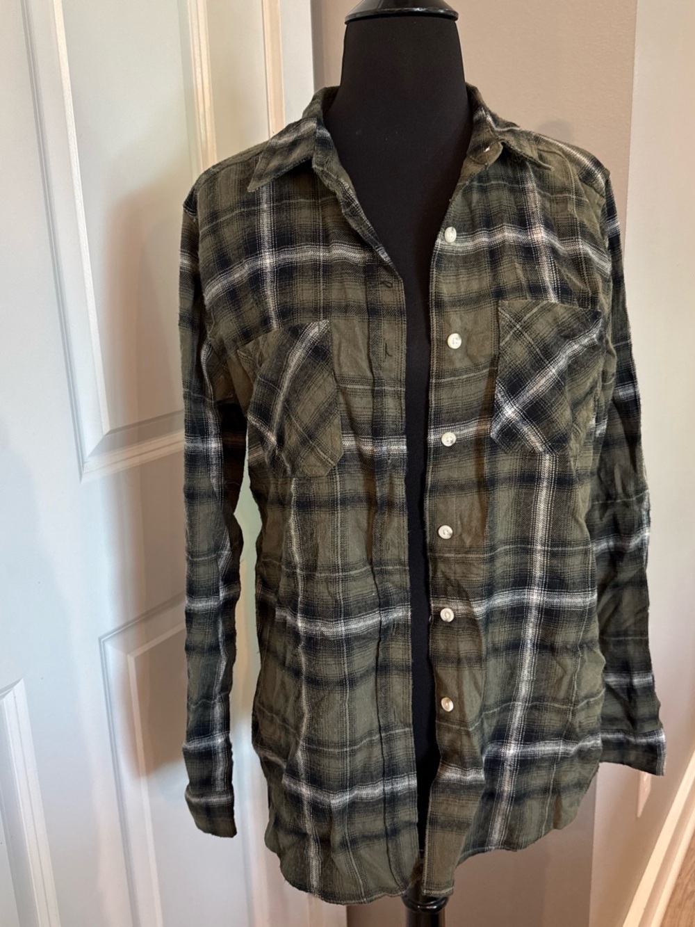 Mossimo Supply Co. Olive Plaid Button-Down Shirt